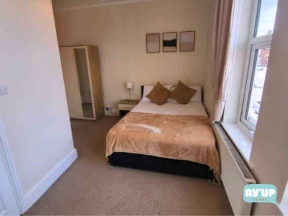 1 bed House Share to rent Image 2