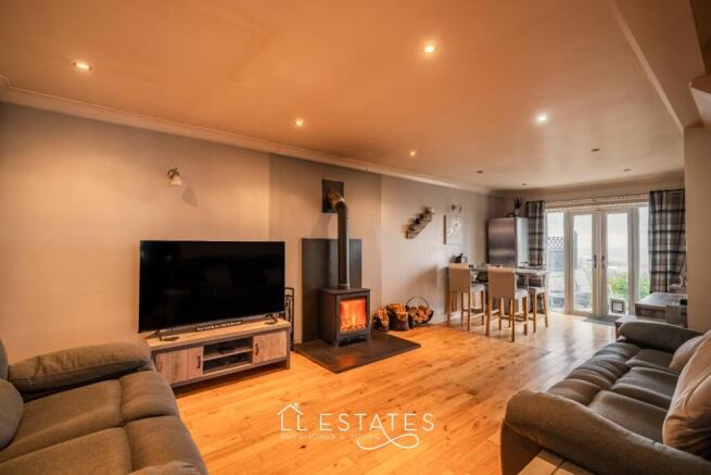 Kelston Court, Gwespyr, CH8 9LN photo 4