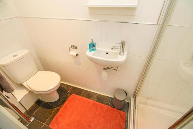 4 bed Town House for sale Image 10