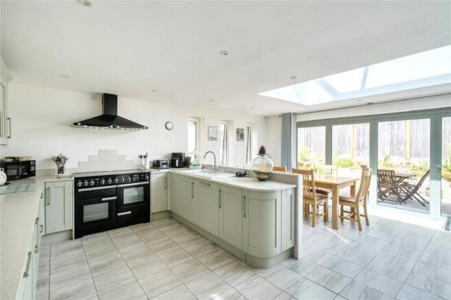 Kitchen/Breakfast