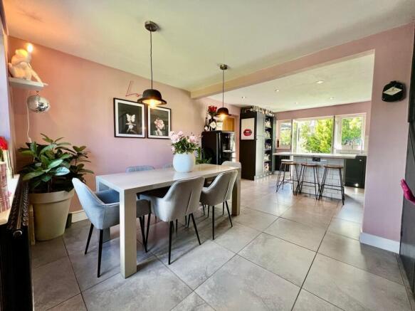 Meadows Close, Long Bennington, NG23 photo 4