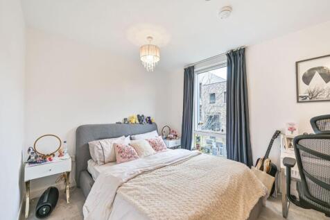 Grove Park, Colindale, London, NW9