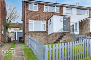17, Hillborough Grove, Walderslade, Chatham ME5 8JA
