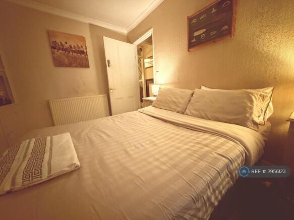 Bedroom - Different Bedding