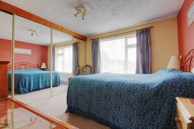 Bedroom 1 (Double)