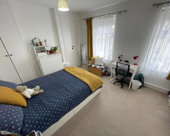 Photo 3