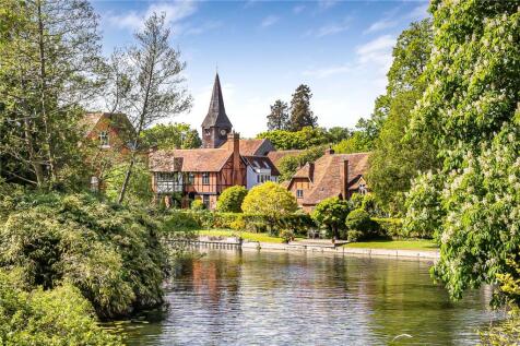 High Street, Whitchurch on Thames, Reading, Oxfordshire, RG8