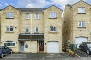 25a, Prospect Road, Longwood, Huddersfield HD3 4UY