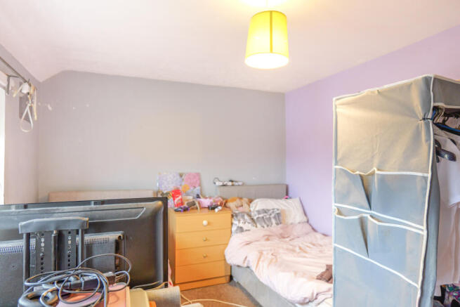3 bed Semi-Detached for sale Image 11