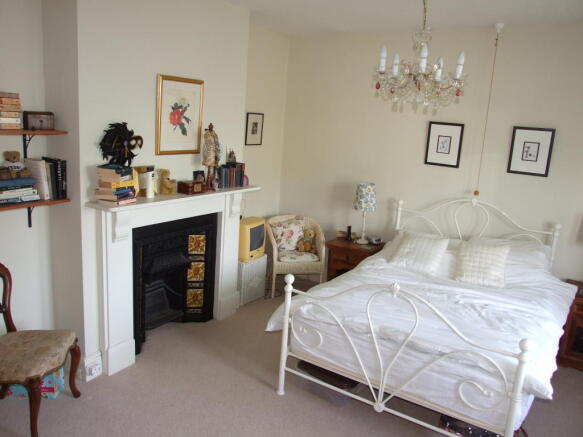 Photo 10