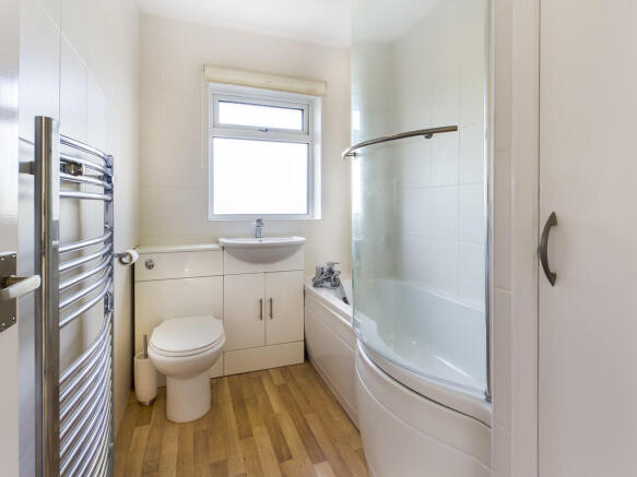 2 bed Semi-Detached to rent Image 7