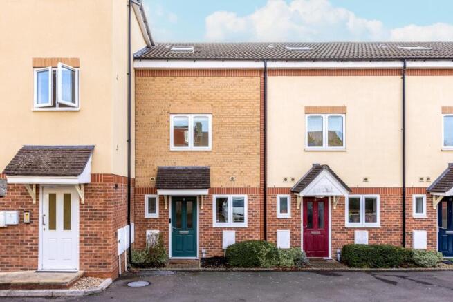 8 Garfield Road, BS5-30.jpg