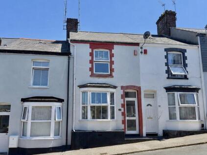 Lorrimore Avenue, Stoke, Plymouth. Period charm, sunny garden & stylish interiors – your perfect first home starts here