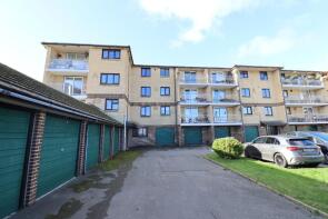 Flat 14, Crescent Court, East Mount Road, Shanklin PO37 6DS