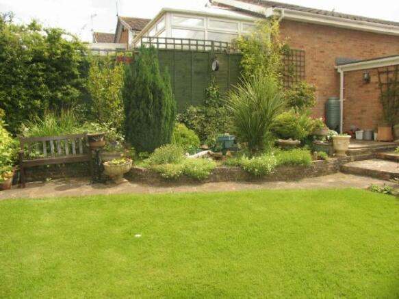 Rear Garden Photo 4