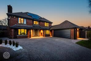 16, The Highgrove, Bolton BL1 5PX