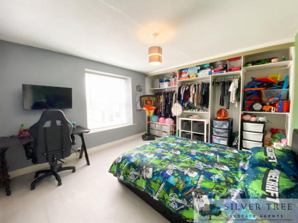 3 bed Semi-Detached for sale Image 7