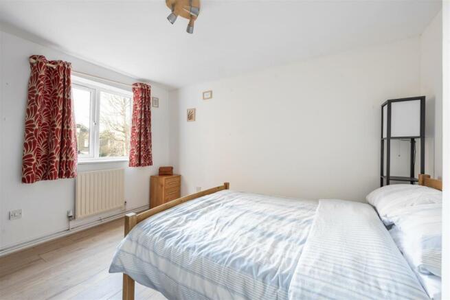 Greenacre Gardens, E17