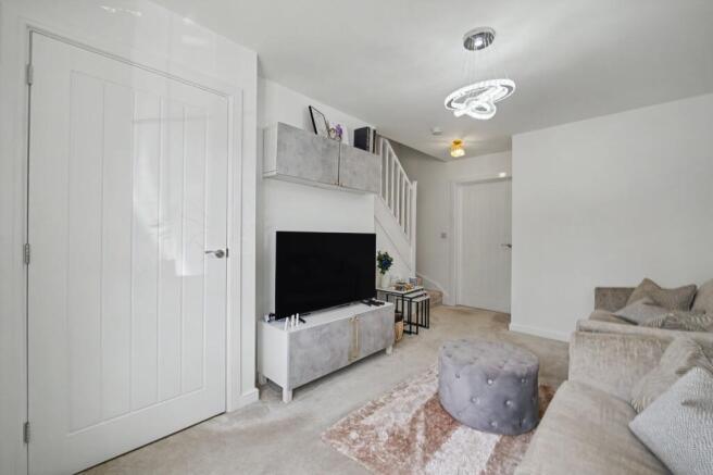 Abbots Drive, Oadby, LE2 photo 5