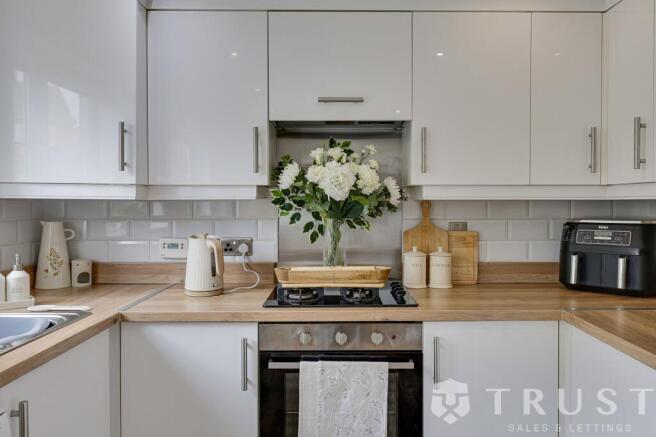 3 bed Terraced for sale Image 7