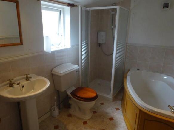 Photo 10