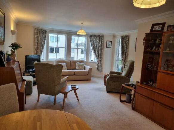Flat 17