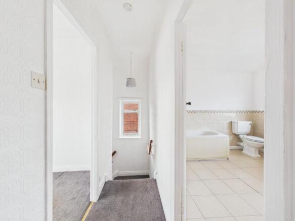 2 bed Semi-Detached for sale Image 9