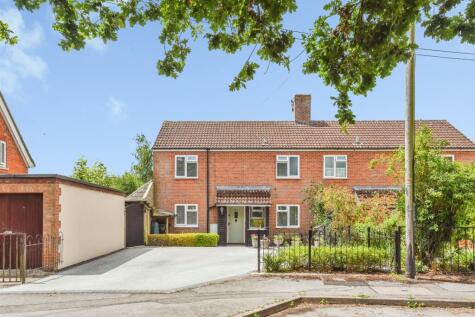 Oak Lane, Easterton, Devizes