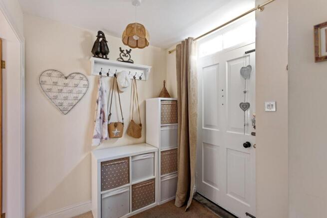 2 bed Semi-Detached for sale Image 10