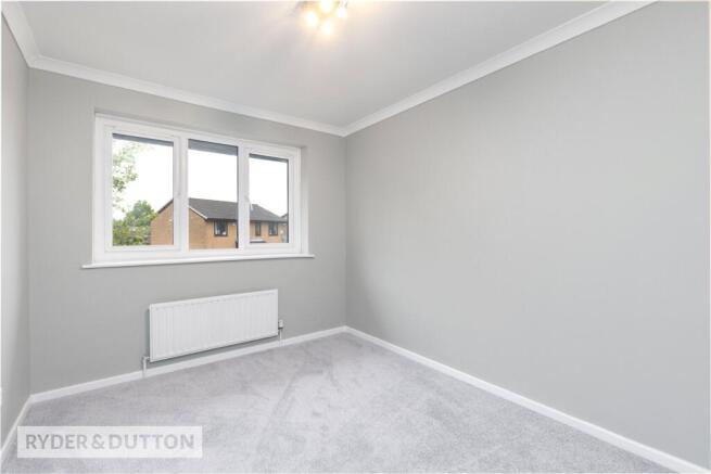3 bed Semi-Detached for sale Image 8