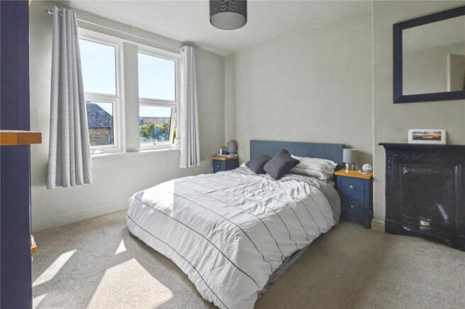 3 bed Terraced for sale Image 4