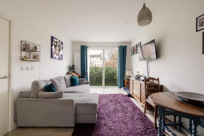 Gardner Close, E11