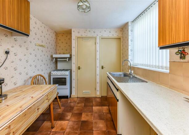 2 Shaw Lane-kitchen.jpg