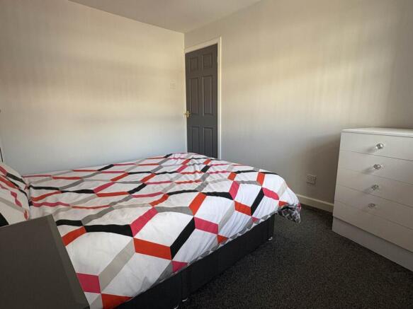 3 bed Town House for sale Image 10