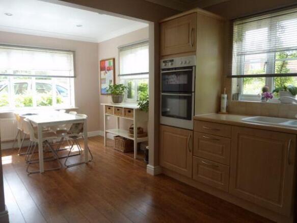 Kitchen / Breakfast Room
