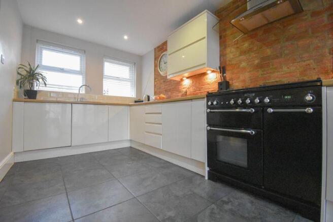 Kitchen/Diner/...