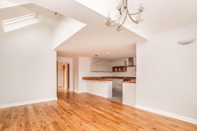 Open Plan Rece...