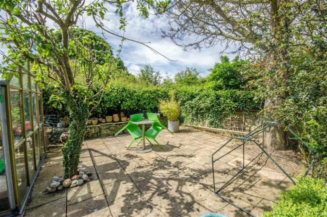 PATIO GARDEN