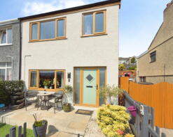 120, Dinas Street, Plasmarl, Swansea SA6 8LL