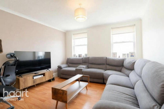 Mickleham Close, Orpington photo 4