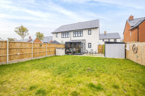 16, Leftwich Place, Great Cornard CO10 0QW