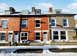 4, Gladstone Street, Leek ST13 5EP