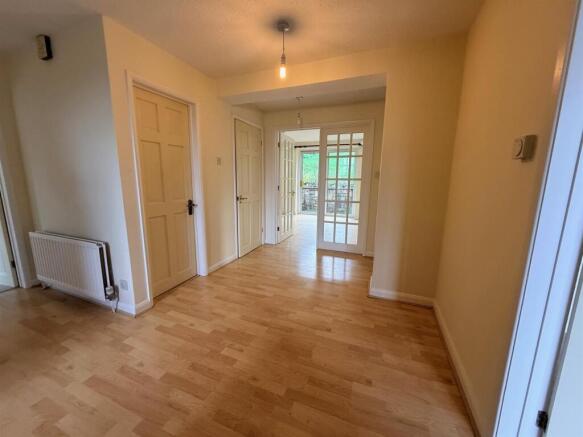 Entrance Hallway.jpg