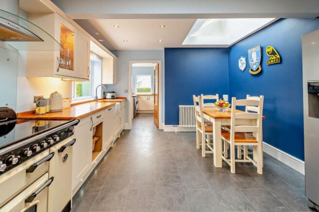 8547818-interior19-800.jpg