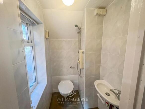 Downstairs shower.jpg