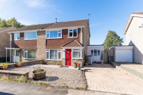 Waterside Walk West, Rogerstone, NP10