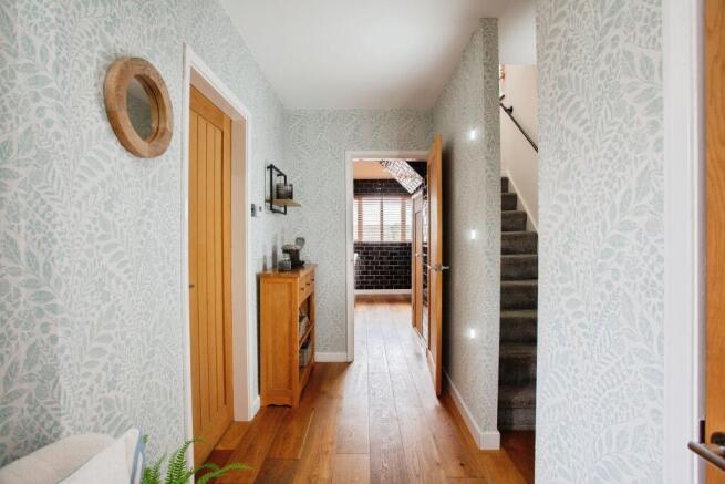 2 bed Semi-Detached for sale Image 12