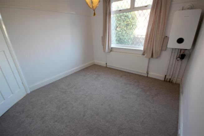 3 bed Detached Bungalow to rent Image 6