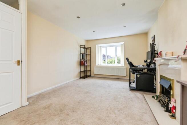 2 bed Bungalow for sale Image 6