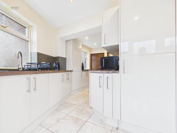 cam01332g0pr0656still008